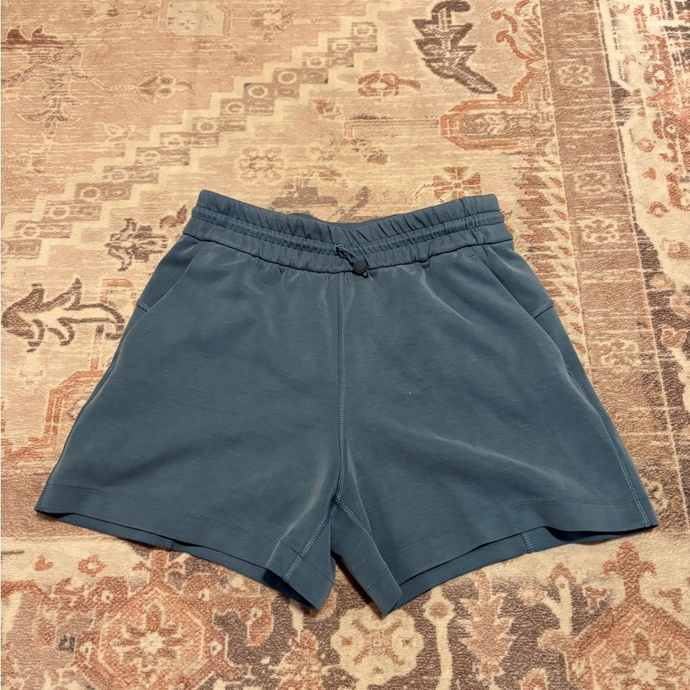 Lululemon softstreme high waisted Elastic-Waist shorts